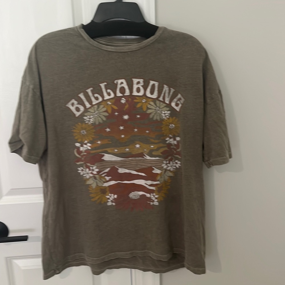 Oversized Billabong shirt